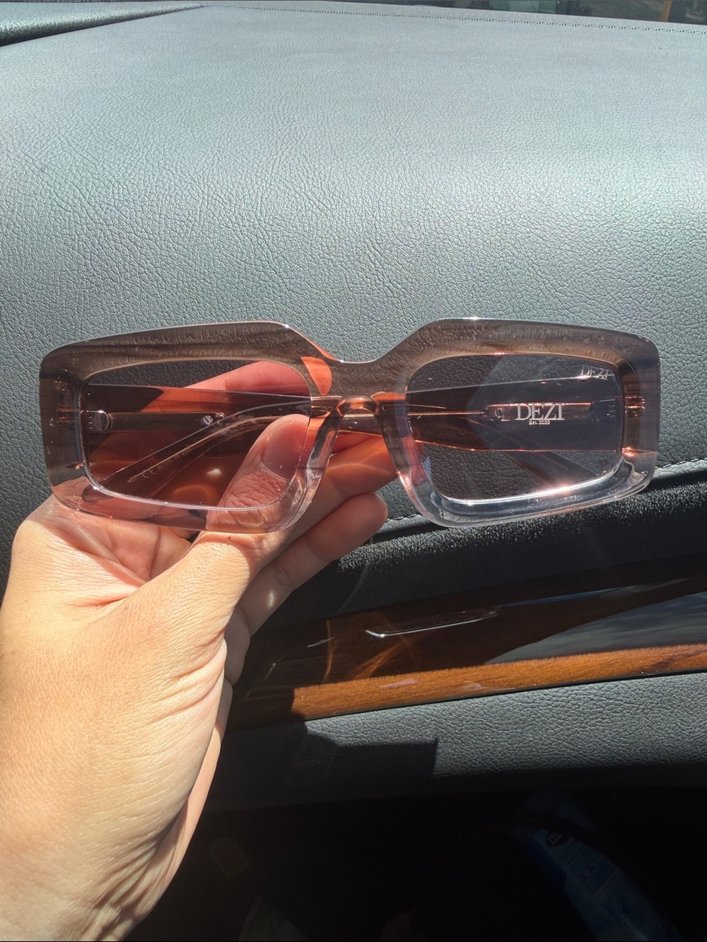 DEZI Read The Room Transparent Rose Rectangular Sunglasses